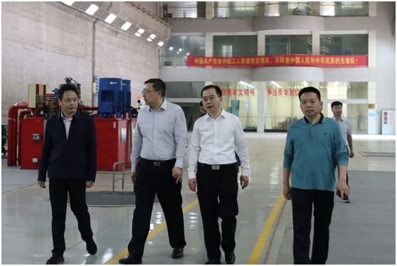 省國資委黨委委員、副主任毛育新帶隊赴湖南發(fā)展株洲航電分公司開展安全生產(chǎn)督查